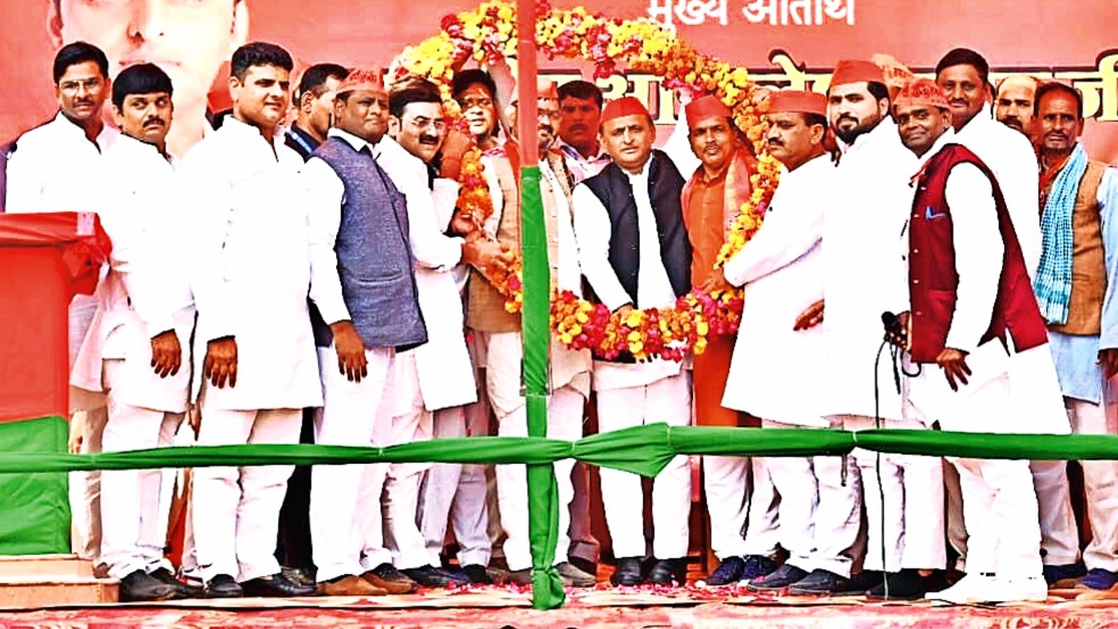 Days after hinting at truce, Akhilesh again targets Congress: ‘Same as BJP’ | Lucknow News