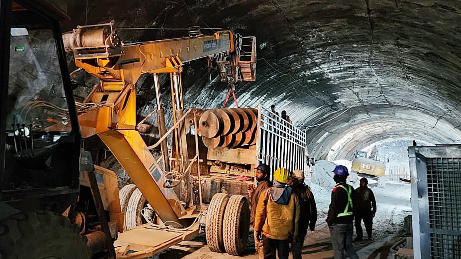 60 hours and counting: Experts now try ‘trenchless’ technique to get men trapped in Uttarkashi tunnel out | India News