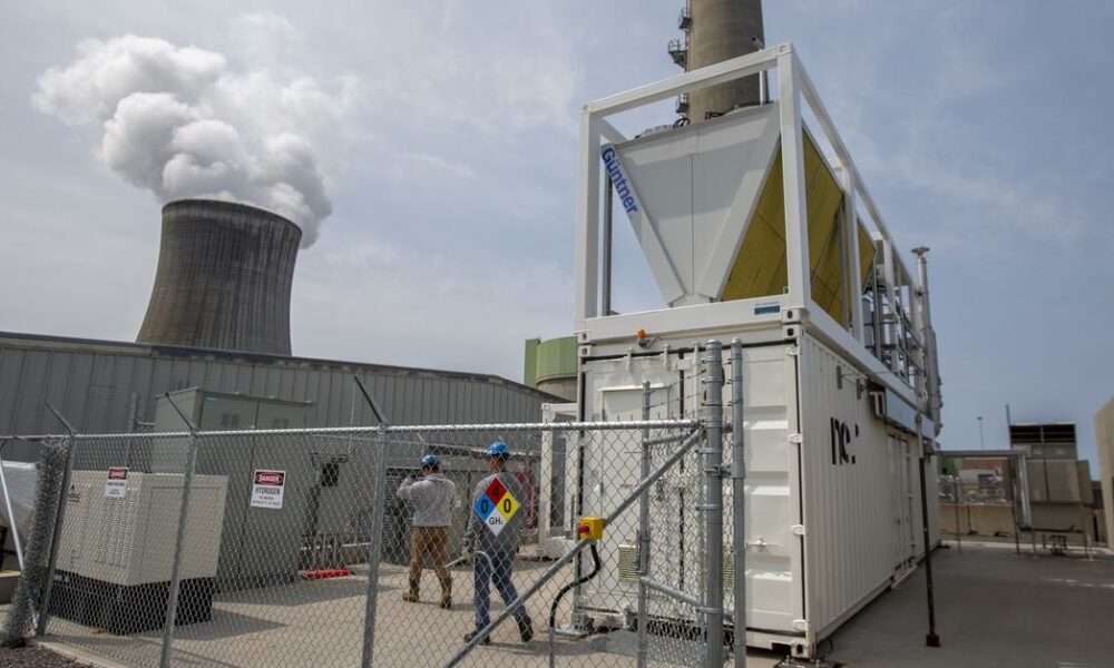 A new tax credit for hydrogen helps out nuclear energy